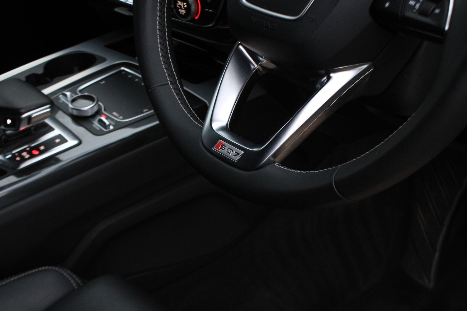 Used Audi Q7 2018 for sale - 76976699: Photo 38