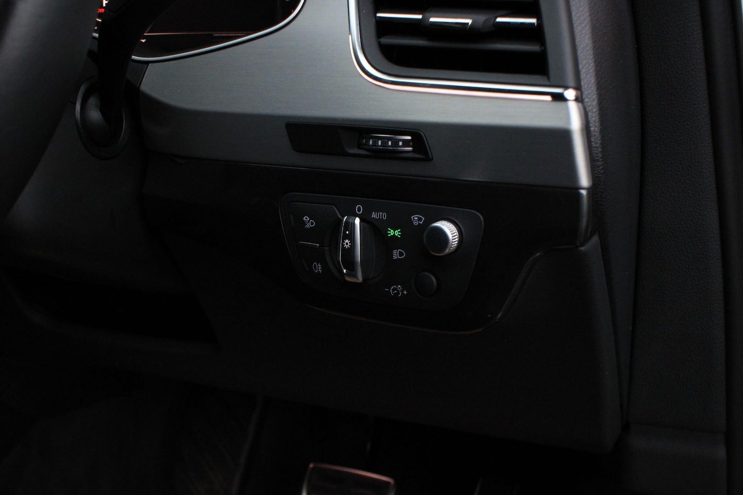 Used Audi Q7 2018 for sale - 76976699: Photo 44