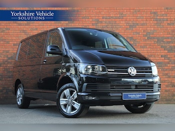 Used Volkswagen Transporter 2018 for sale - 76997353: Photo