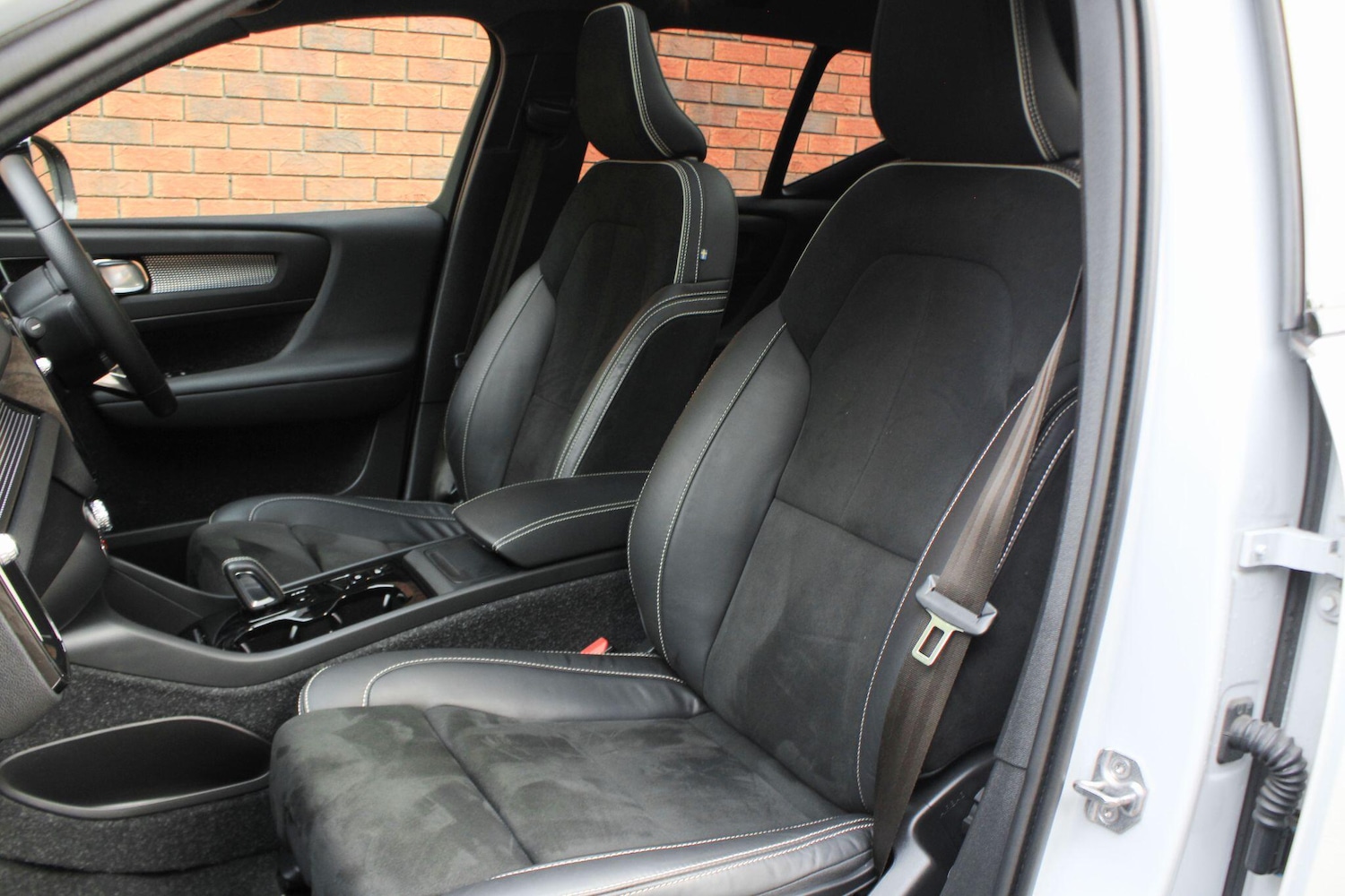 Used Volvo XC40 2021 for sale - 76152391: Photo 20