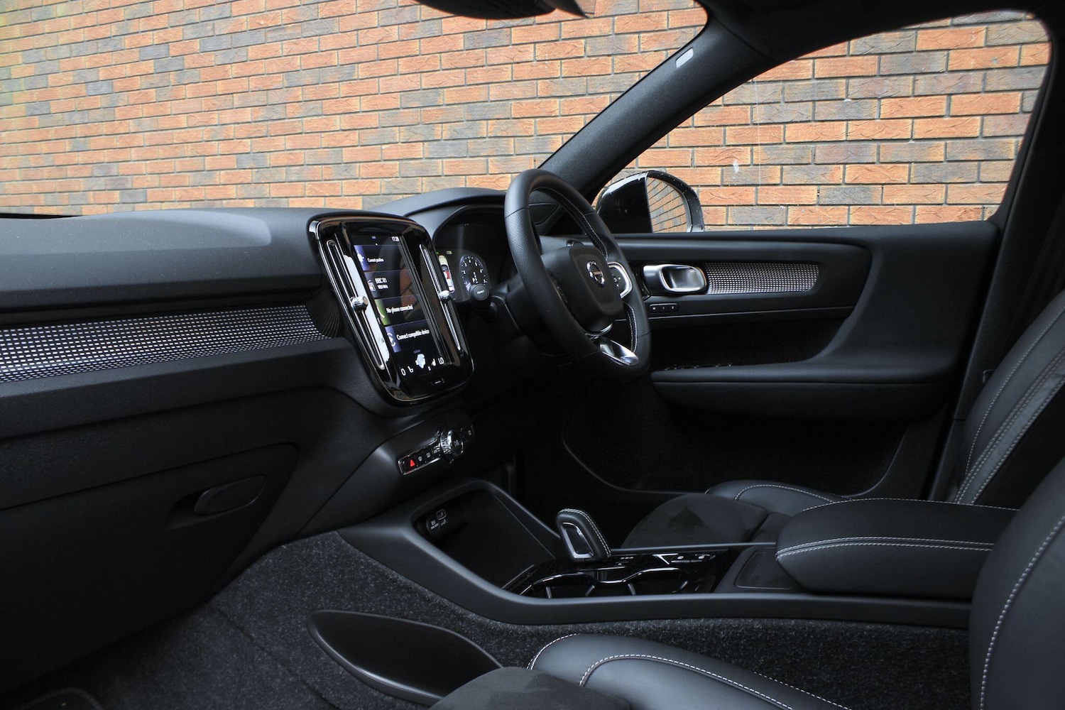 Used Volvo XC40 2021 for sale - 76152391: Photo 21