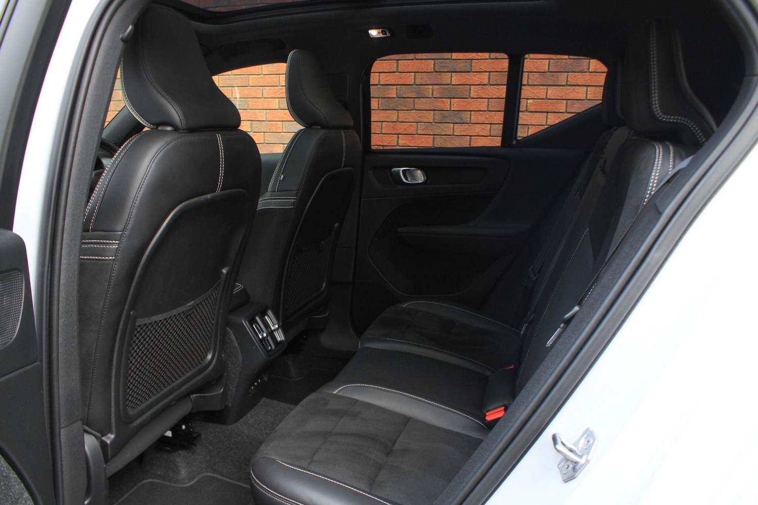 Used Volvo XC40 2021 for sale - 76152391: Photo 24