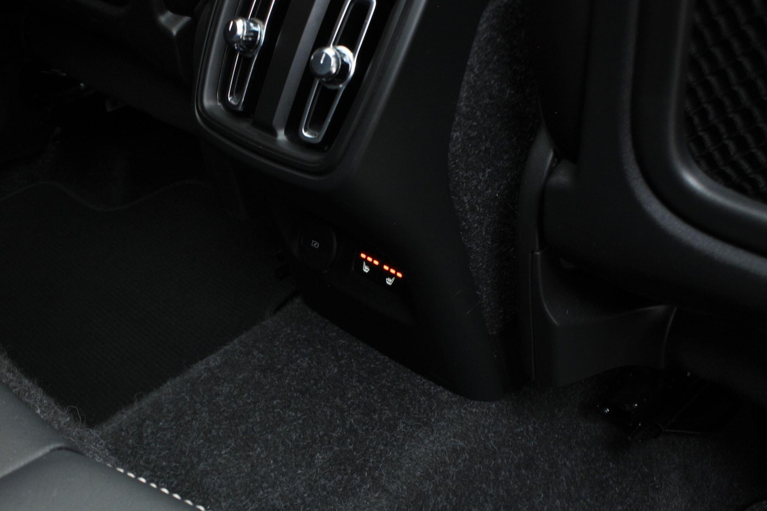 Used Volvo XC40 2021 for sale - 76152391: Photo 35
