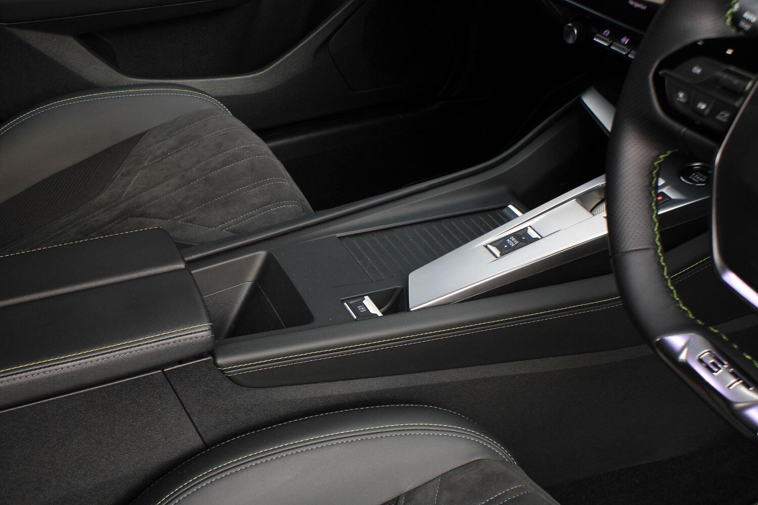 Used Peugeot 408 2023 for sale - 76151685: Photo 22