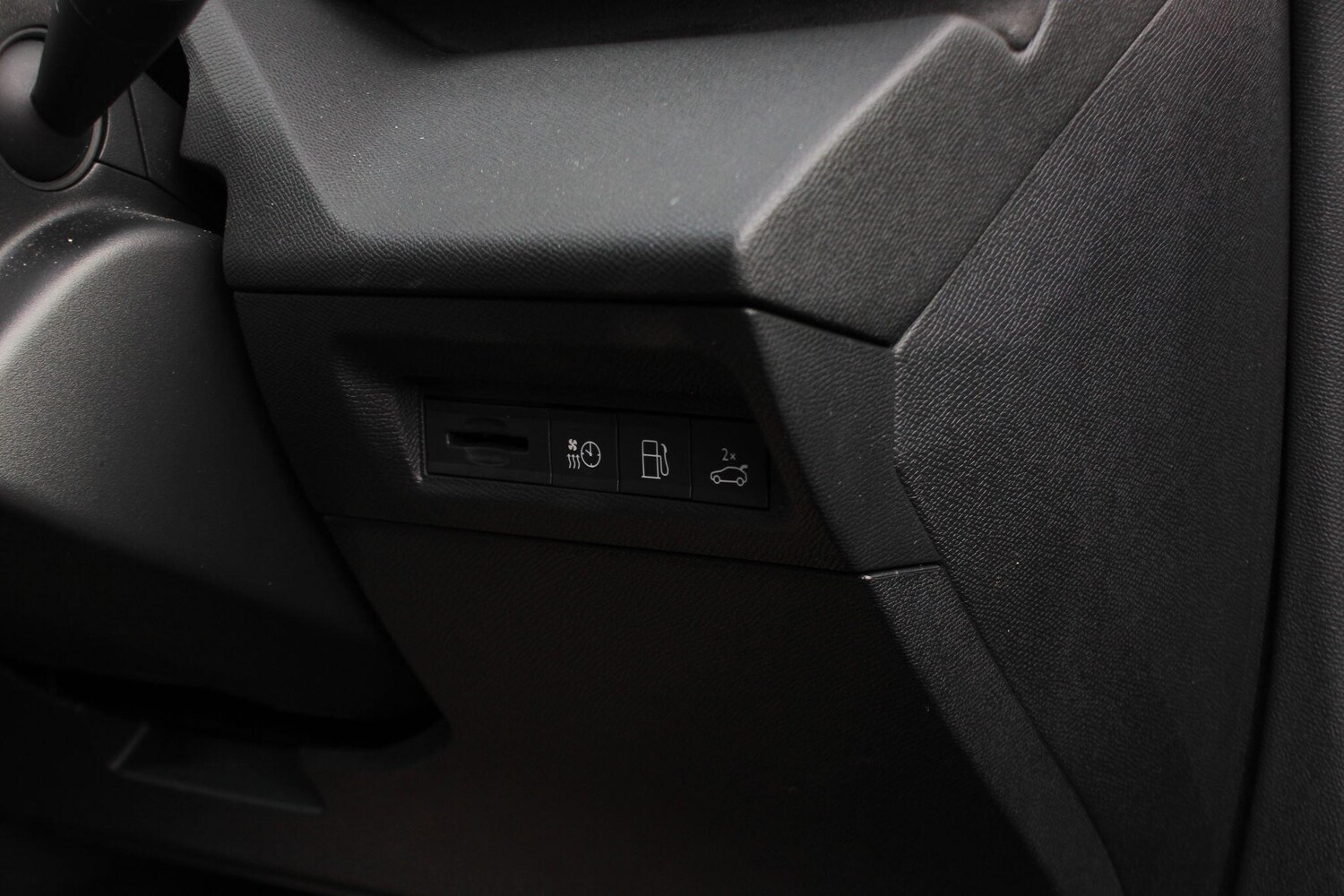 Used Peugeot 408 2023 for sale - 76151685: Photo 30