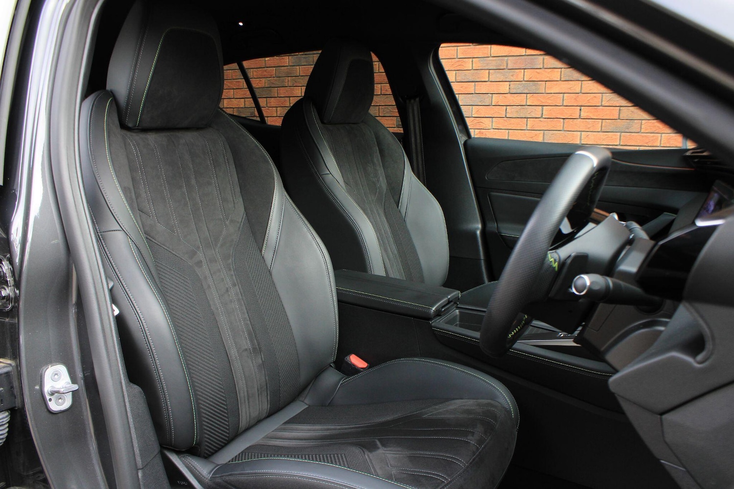 Used Peugeot 408 2023 for sale - 76151685: Photo 4