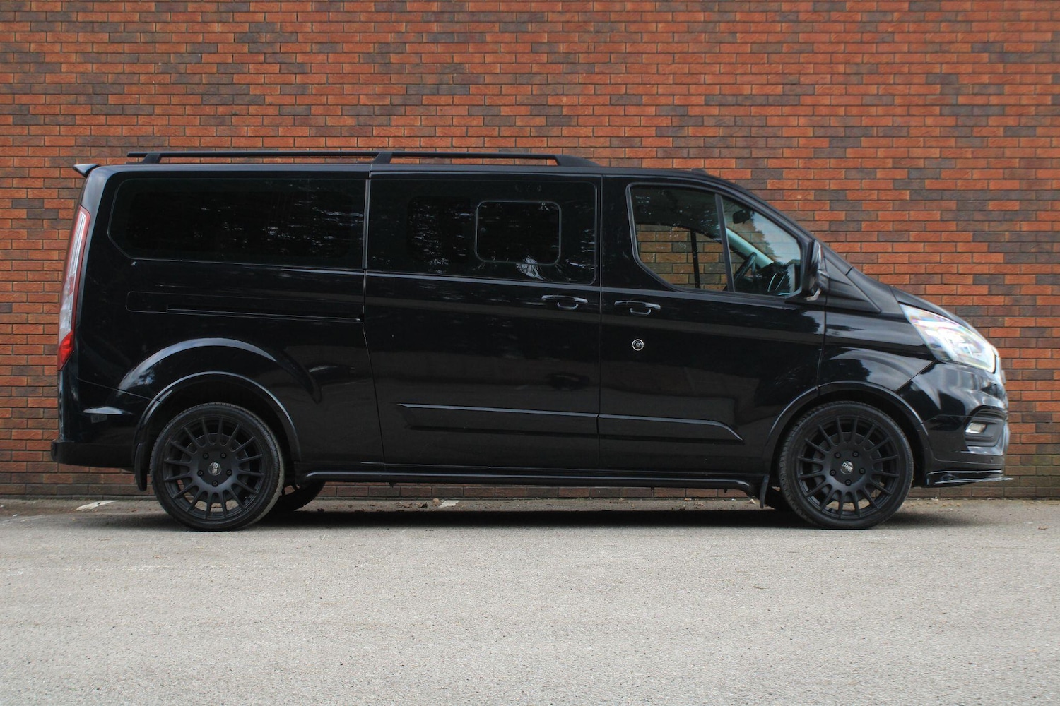 Used Ford Tourneo Custom 2022 for sale - 78006903: Photo 2