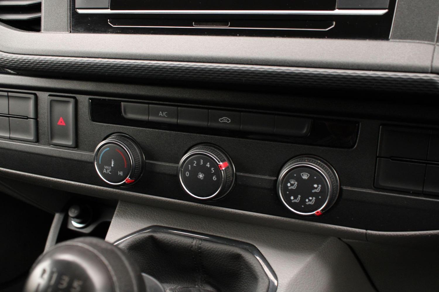 Used Volkswagen Transporter 2022 for sale - 77883067: Photo 18