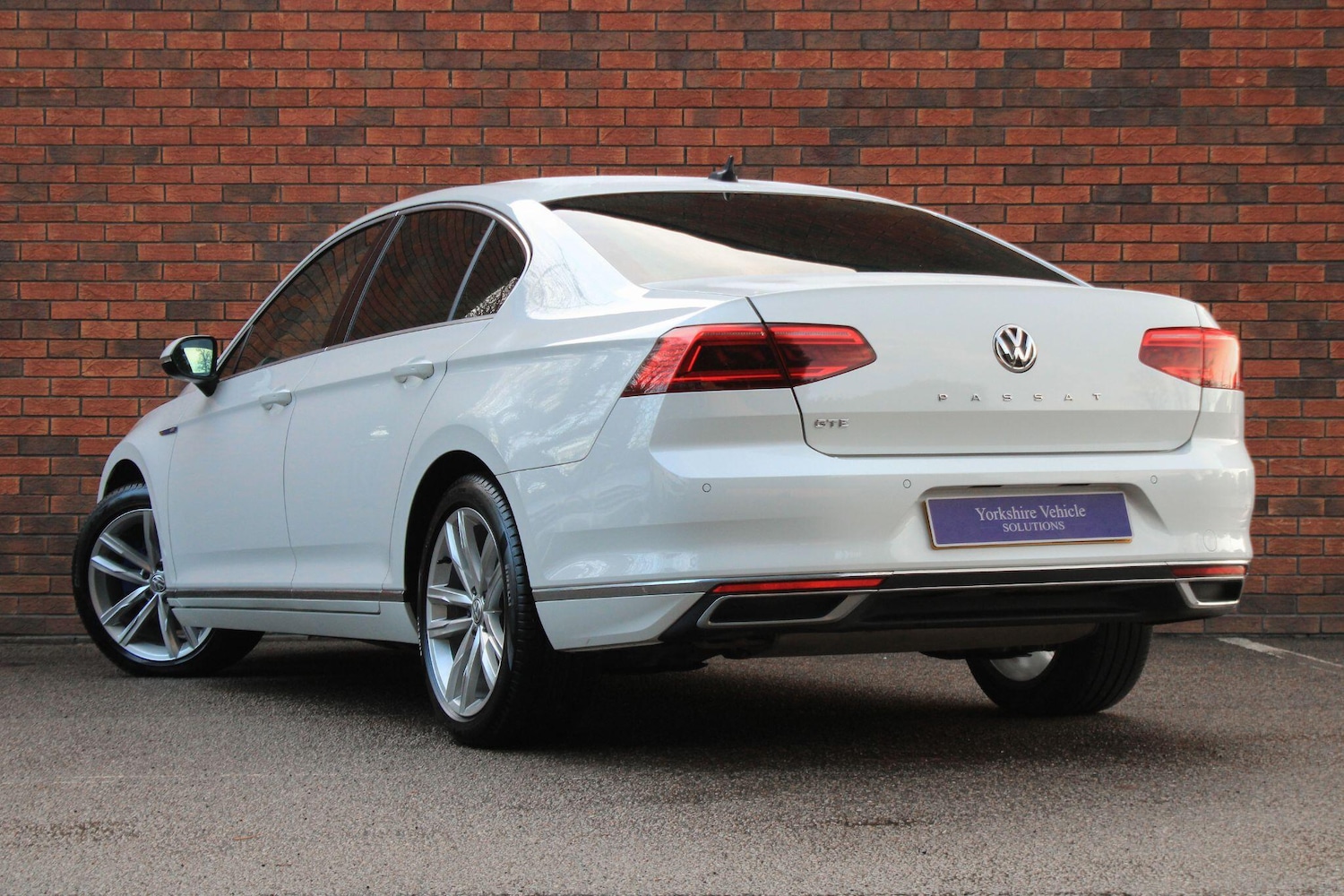 Used Volkswagen Passat for sale - 77216050: Photo 3