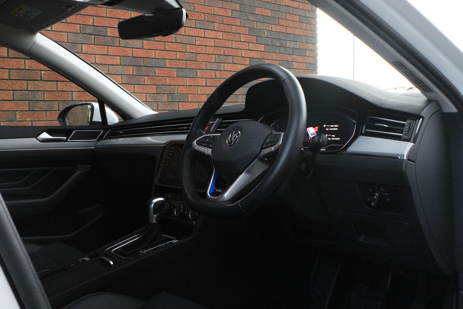 Used Volkswagen Passat for sale - 77216050: Photo 5