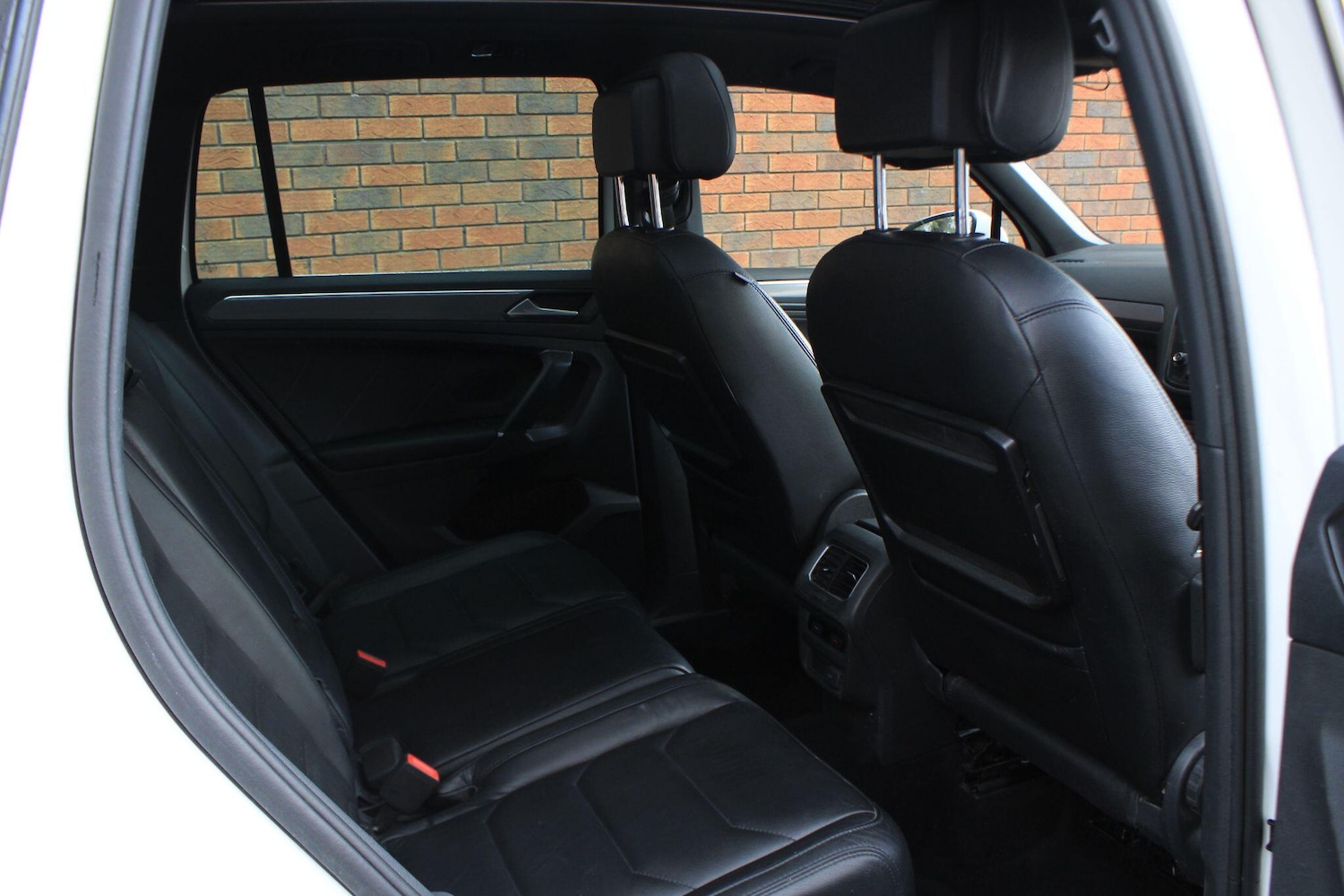 Used Volkswagen Tiguan 2017 for sale - 76619645: Photo 12