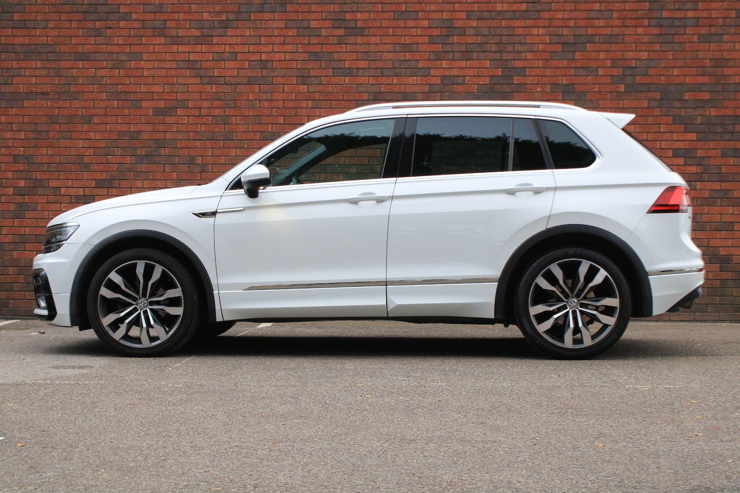 Used Volkswagen Tiguan 2017 for sale - 76619645: Photo 17