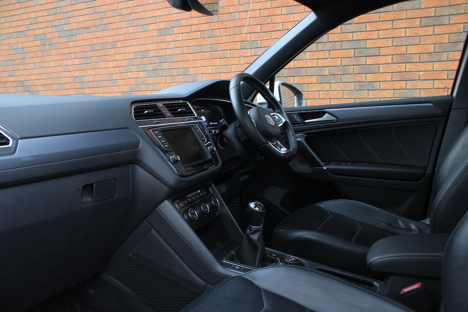 Used Volkswagen Tiguan 2017 for sale - 76619645: Photo 20