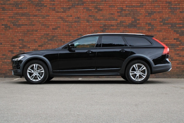 Used Volvo V90 Cross Country 2019 for sale - 73226084: Photo 17