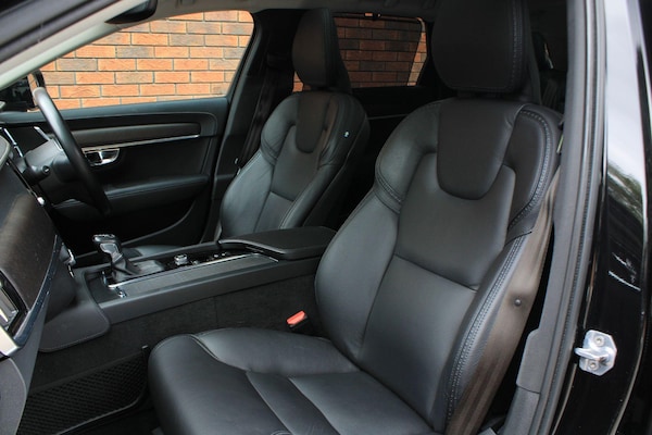 Used Volvo V90 Cross Country 2019 for sale - 73226084: Photo 19