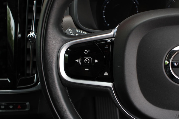 Used Volvo V90 Cross Country 2019 for sale - 73226084: Photo 32