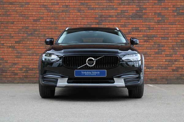 Used Volvo V90 Cross Country 2019 for sale - 73226084: Photo 42