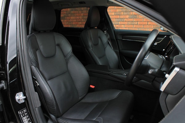 Used Volvo V90 Cross Country 2019 for sale - 73226084: Photo 7