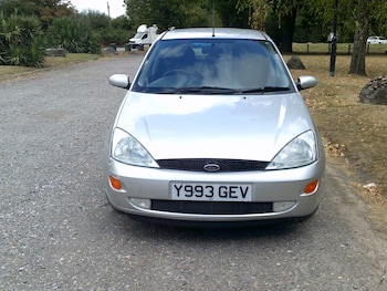 Used Ford Focus 2001 for sale - 79582764: Photo