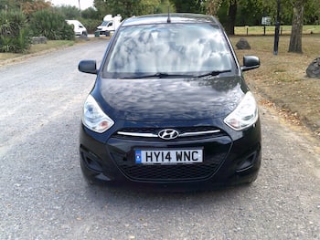 Used Hyundai i10 2014 for sale - 79624898: Photo