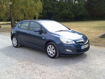 Used Vauxhall Astra 2011 for sale - 79417702: Photo