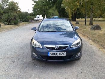 Used Vauxhall Astra 2011 for sale - 79417702: Photo