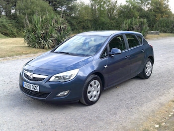 Used Vauxhall Astra 2011 for sale - 79417702: Photo