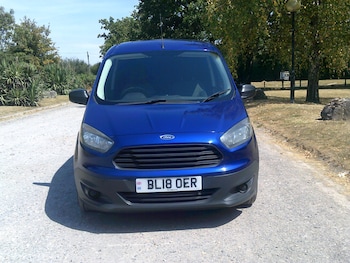 Used Ford Transit Courier 2018 for sale - 79405226: Photo