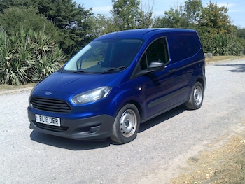 Used Ford Transit Courier 2018 for sale - 79405226: Photo
