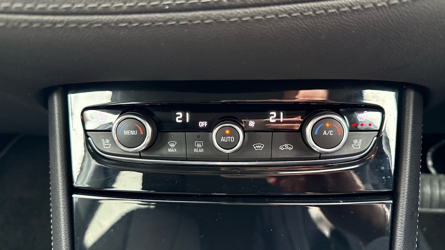 Used Vauxhall Grandland X 2021 for sale - 77273489: Photo 32