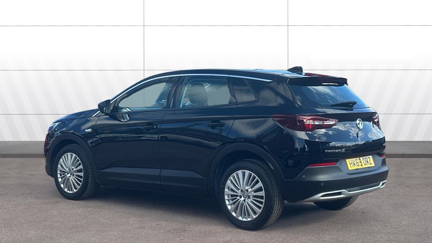 Used Vauxhall Grandland X 2019 for sale - 78168668: Photo 2