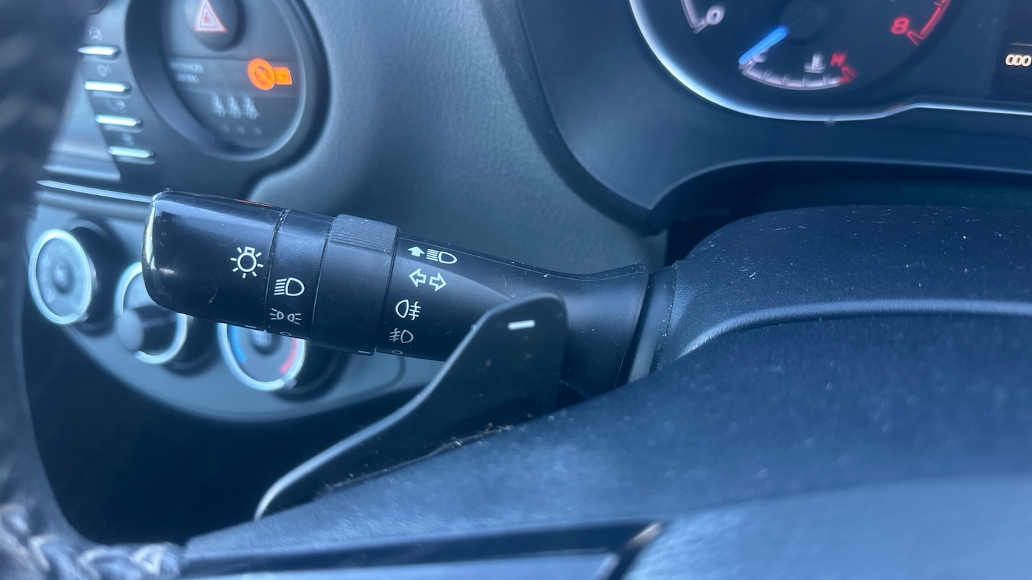 Used Toyota Yaris 2018 for sale - 77115794: Photo 25