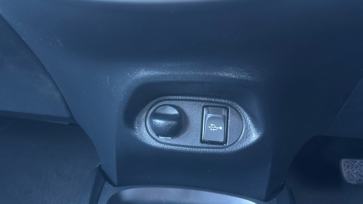 Used Toyota Yaris 2018 for sale - 77115794: Photo 28