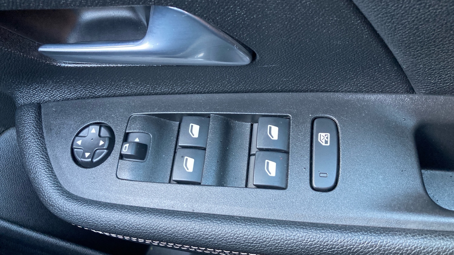 Used Vauxhall Mokka 2024 for sale - 77578111: Photo 25