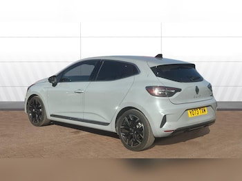 Used Renault Clio 2024 for sale - 78168682: Photo