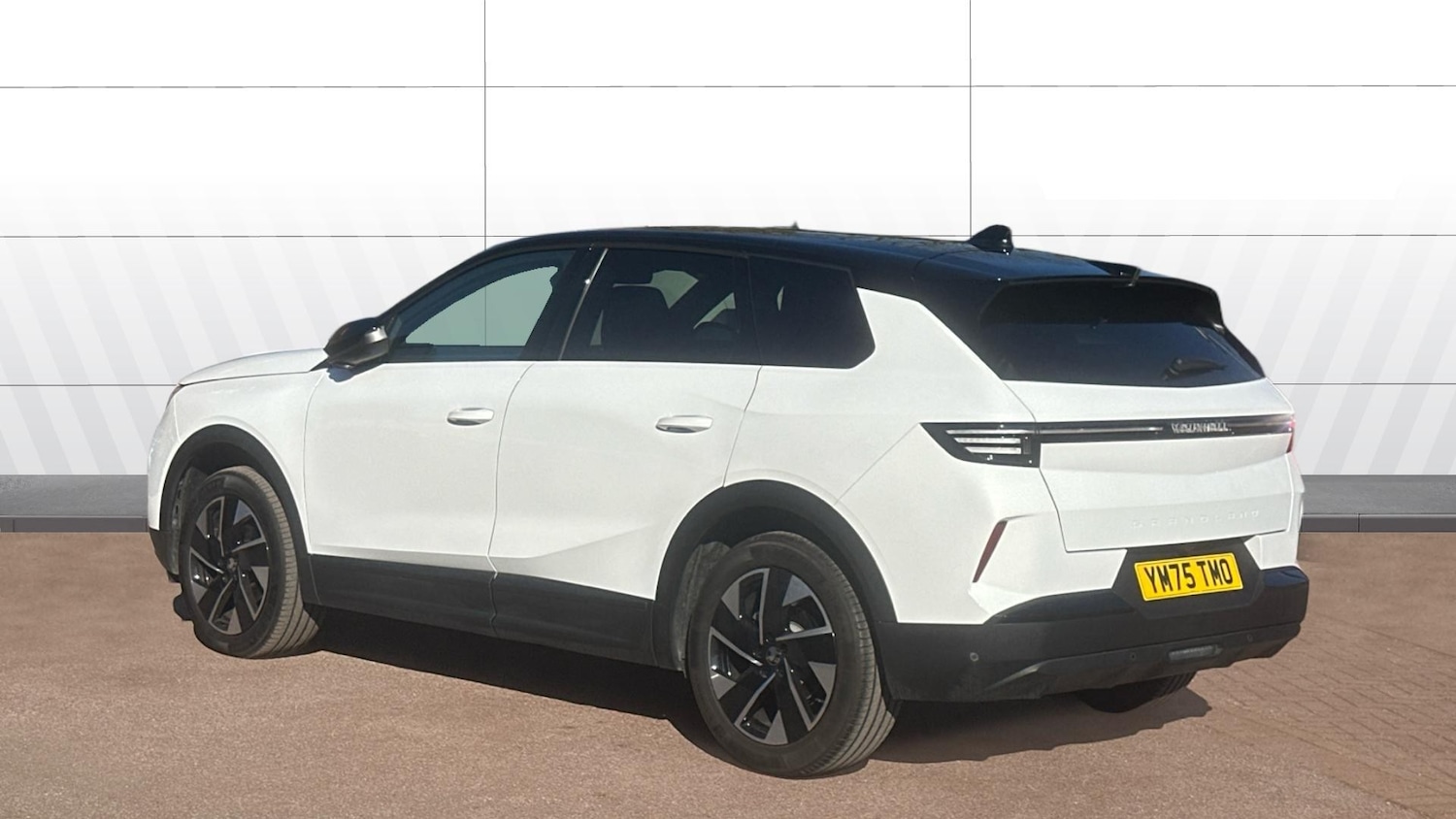 Used Vauxhall Grandland 2025 for sale - 78150510: Photo 2