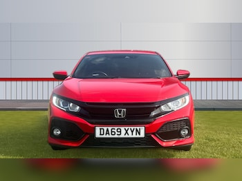 Used Honda Civic 2019 for sale - 76222145: Photo 3