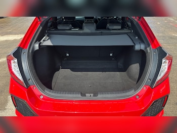 Used Honda Civic 2019 for sale - 76222145: Photo 4