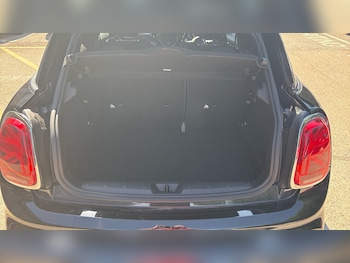 Used MINI Hatch 2019 for sale - 75795432: Photo