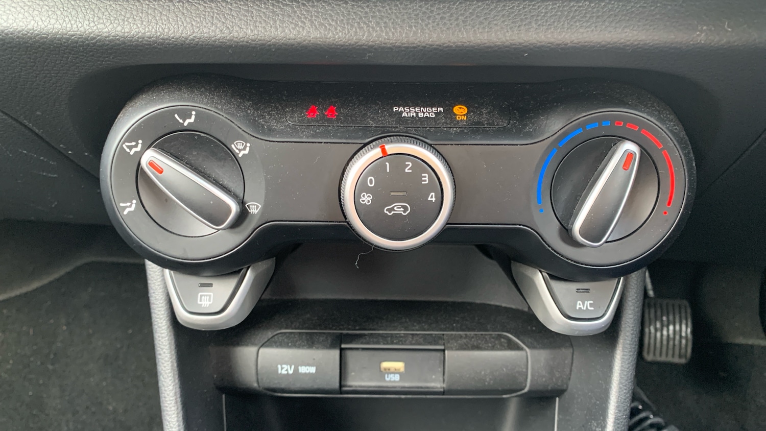 Used Kia Picanto 2023 for sale - 77446995: Photo 23