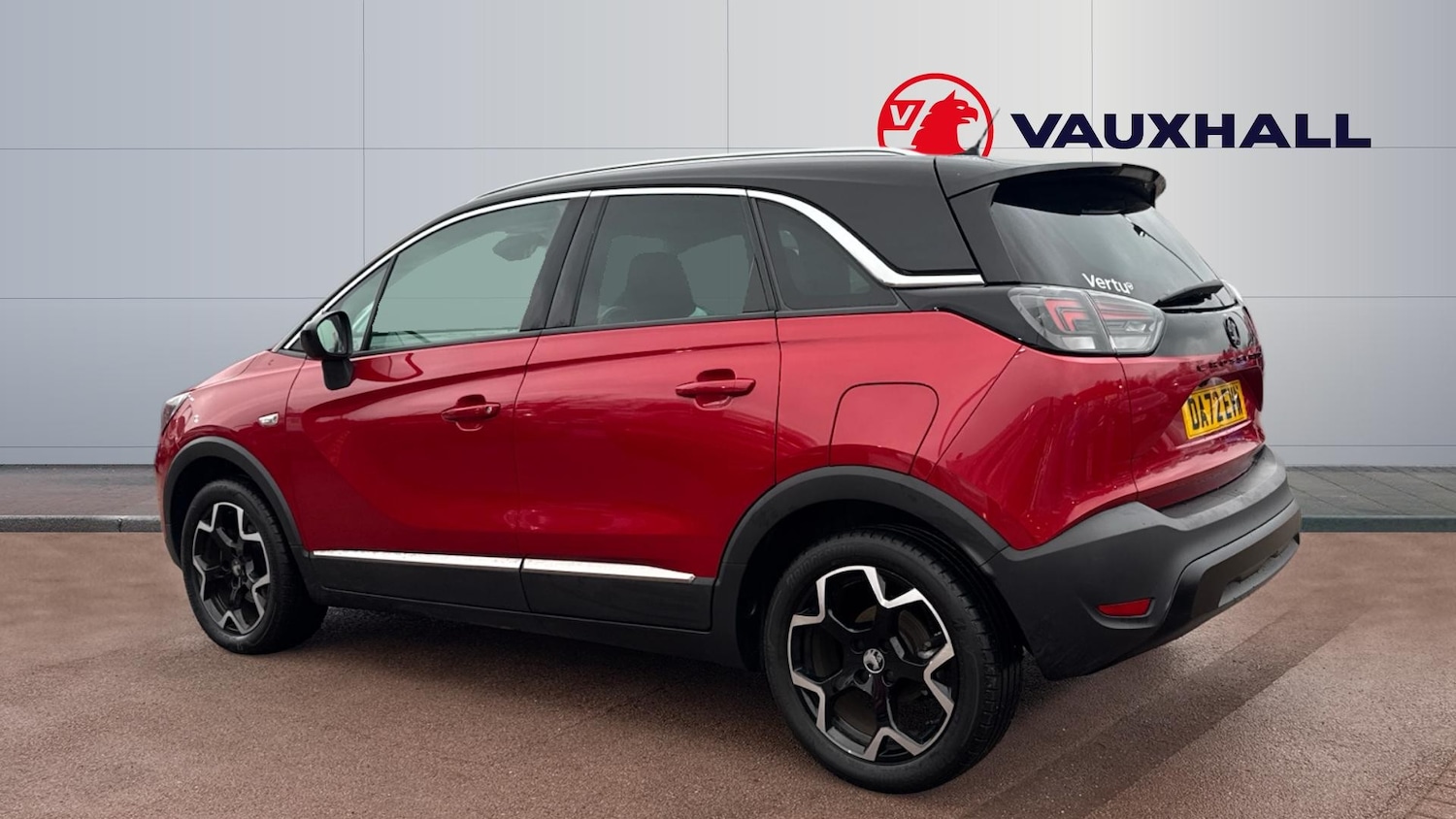 Used Vauxhall Crossland 2022 for sale - 77963079: Photo 2