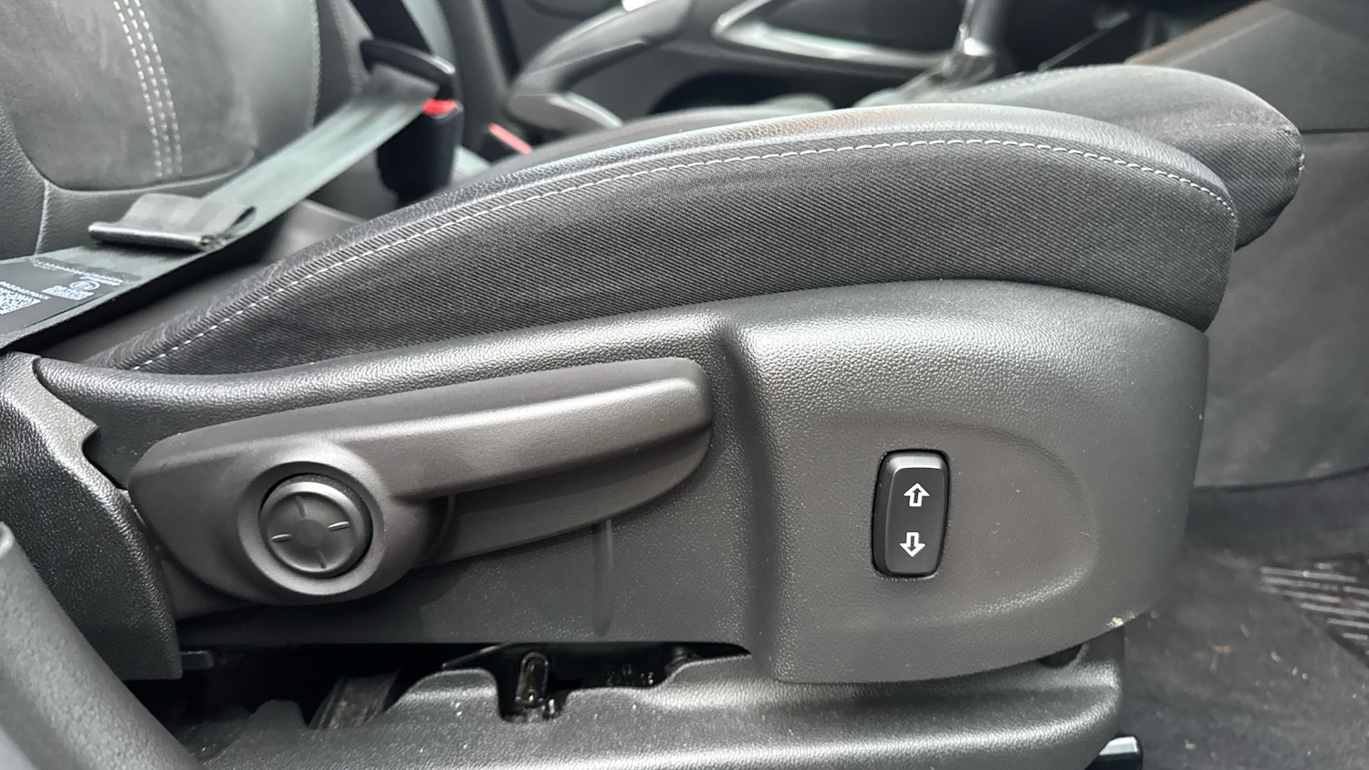 Used Vauxhall Crossland 2022 for sale - 77963079: Photo 20