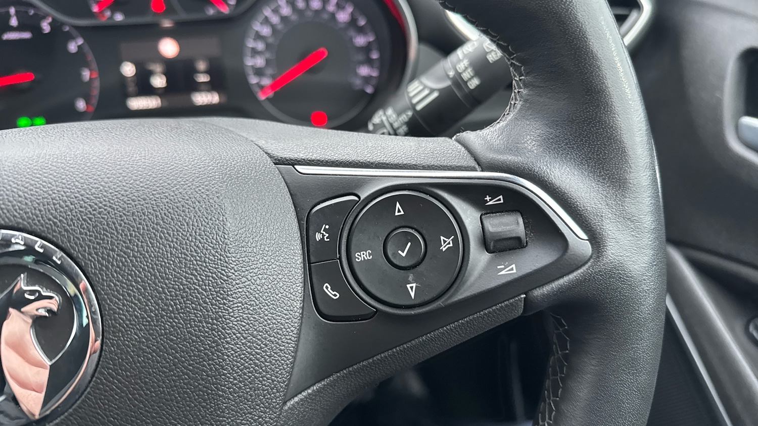 Used Vauxhall Crossland 2022 for sale - 77963079: Photo 26