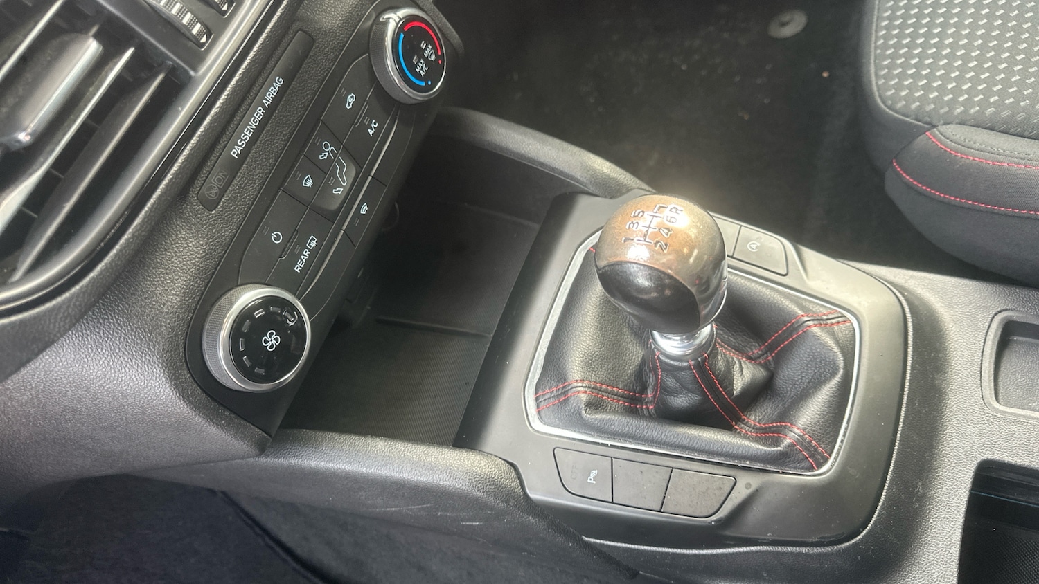 Used Ford Focus 2019 for sale - 76699172: Photo 13