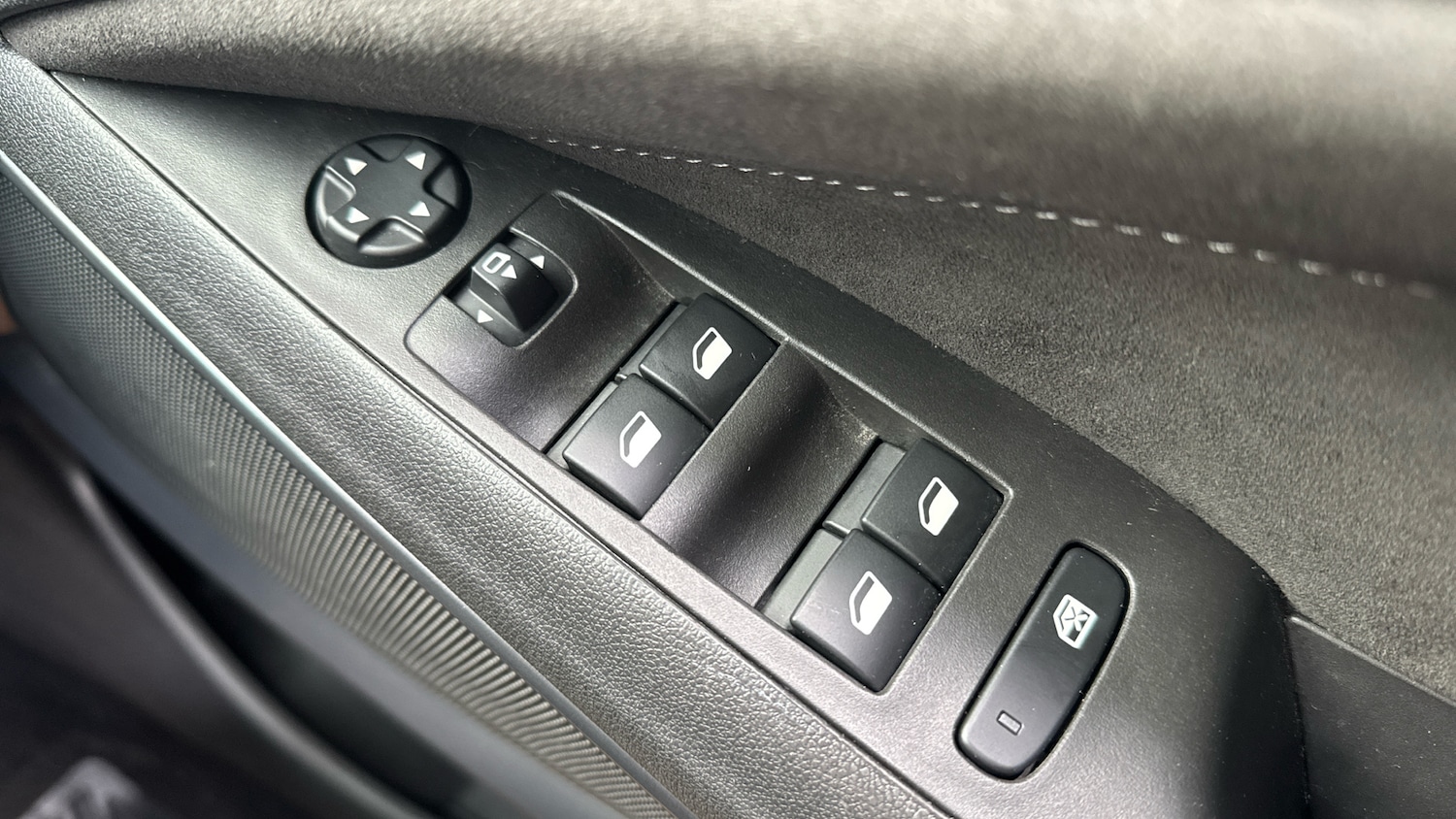 Used Vauxhall Crossland 2022 for sale - 76616353: Photo 22