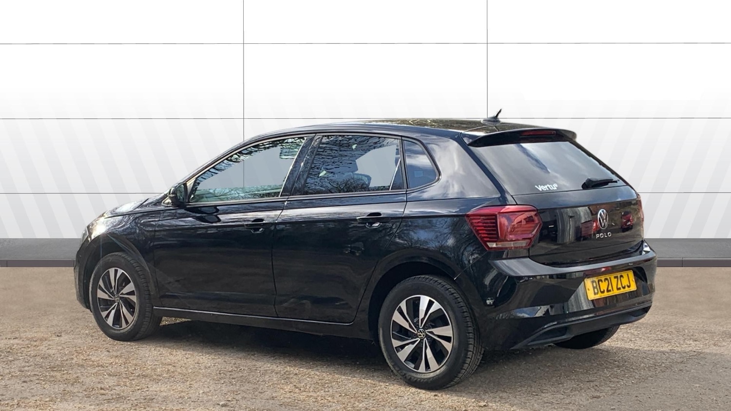 Used Volkswagen Polo 2021 for sale - 77883889: Photo 2