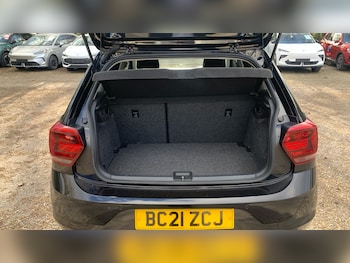 Used Volkswagen Polo 2021 for sale - 77883889: Photo