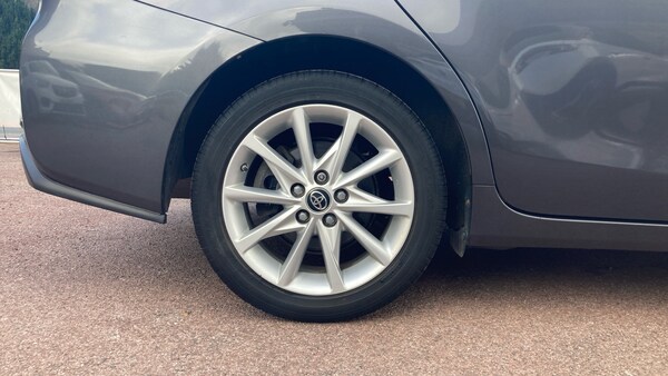 Used Toyota Prius+ 2019 for sale - 76205427: Photo 7