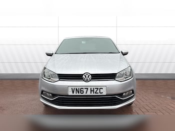 Used Volkswagen Polo 2017 for sale - 76207683: Photo 3