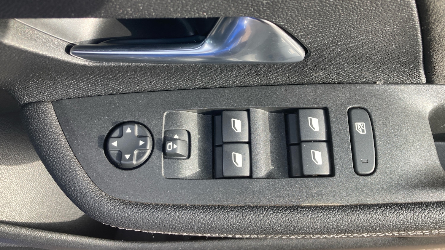 Used Vauxhall Mokka 2022 for sale - 77803076: Photo 26